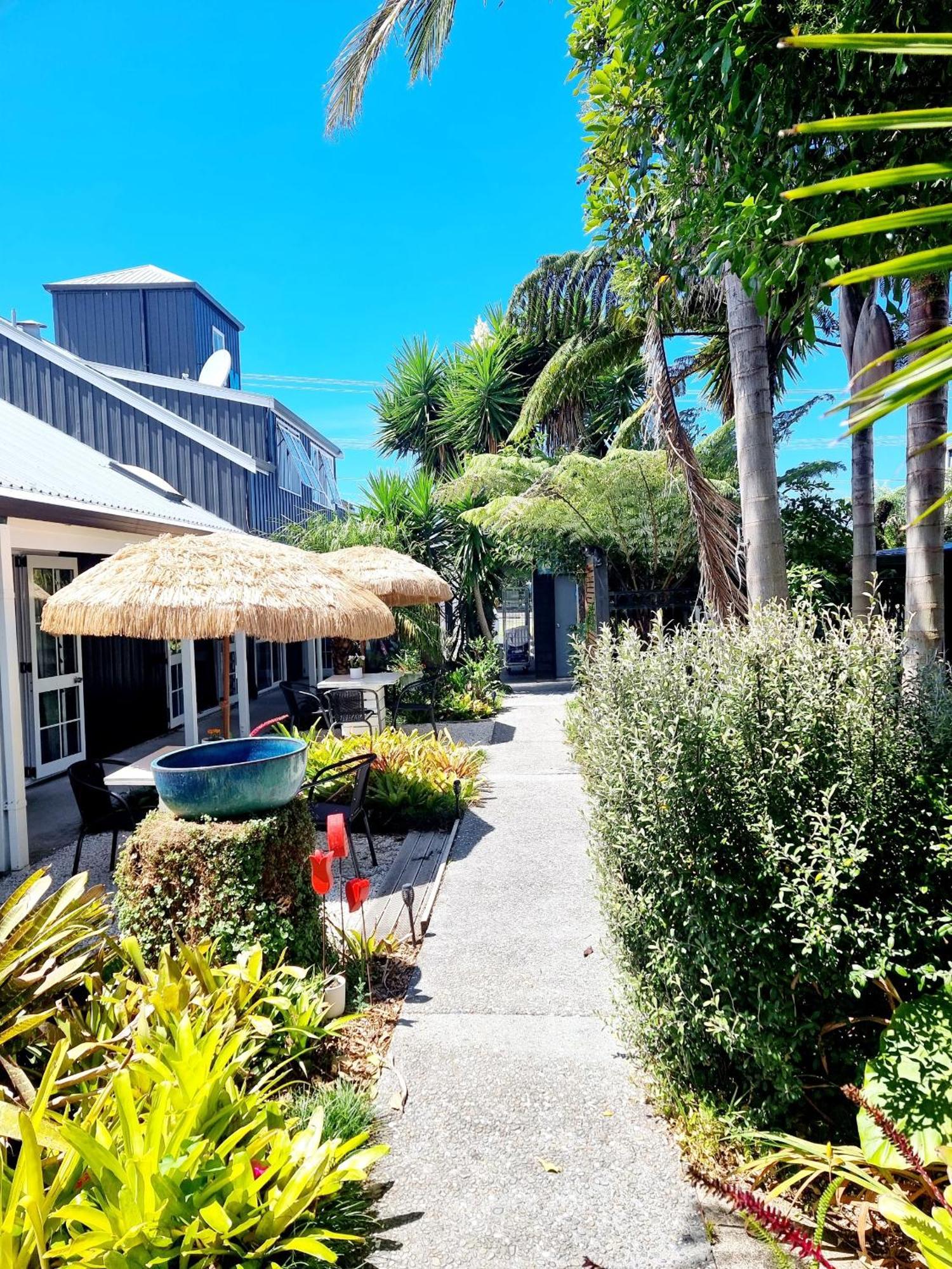 Southpacific Motel Whangamata Εξωτερικό φωτογραφία