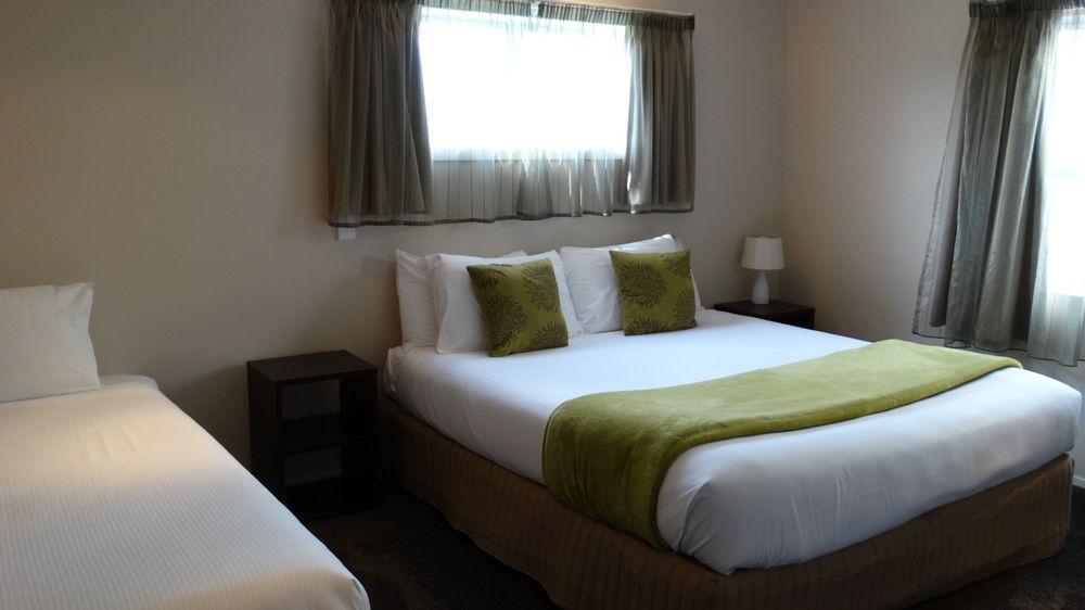 Southpacific Motel Whangamata Εξωτερικό φωτογραφία