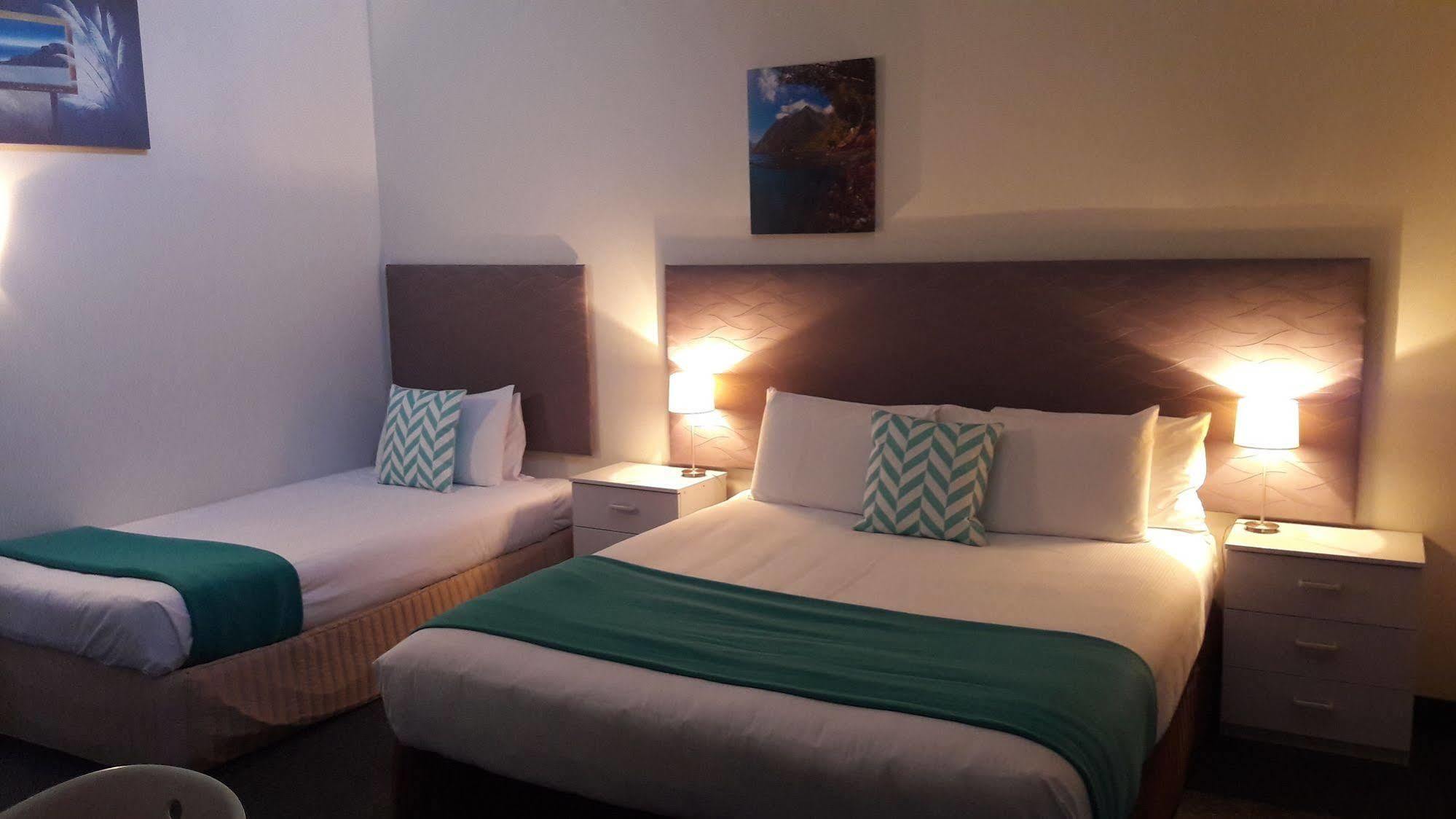 Southpacific Motel Whangamata Εξωτερικό φωτογραφία