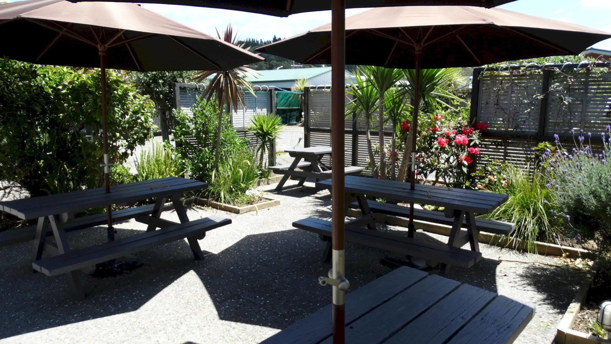 Southpacific Motel Whangamata Εξωτερικό φωτογραφία